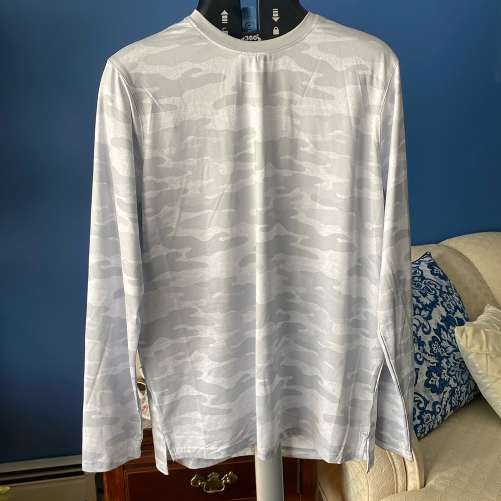 Perry Ellis Sport Grey Camo Long Sleeve Athletic Shirt